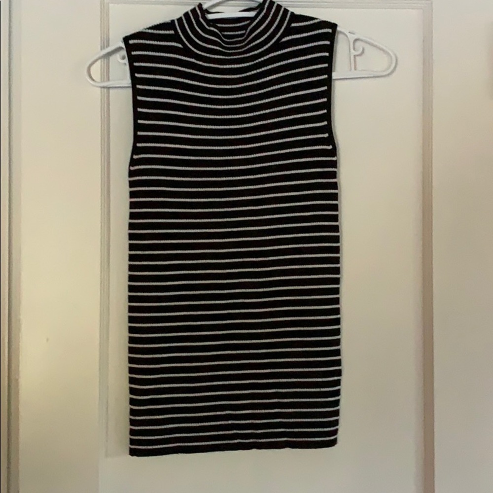 Sleeveless top